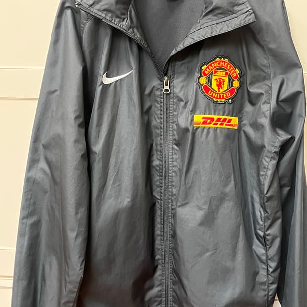 나이키 맨유 DHL 바람막이 스톰핏 블랙(무료 배송)