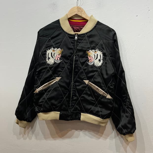 90년대 빈티지 리버시블 수베니어 스카쟌 자켓