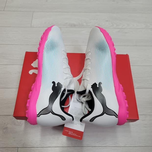 (270)푸마 풋살화 퓨처 7 플레이 TT[대전 직거래도 가능]