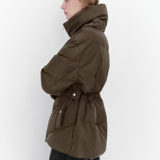 마리끌레르 23FW 하이넥 구스다운 패딩 38size