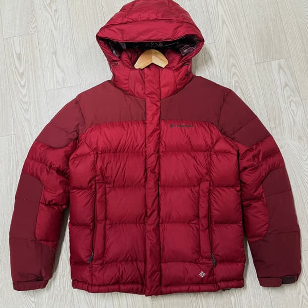 남성 100 / 콜롬비아 구스다운 패딩 와인