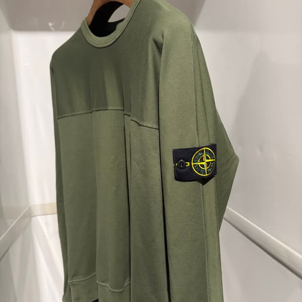 스톤아일랜드 가먼트 다잉 코튼 테리 맨투맨 (정품인증) - A급 상태