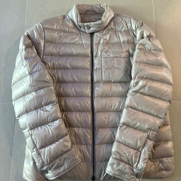(52) Herno 에르노 리조트라인 집업 패딩 자켓 라이트베이지