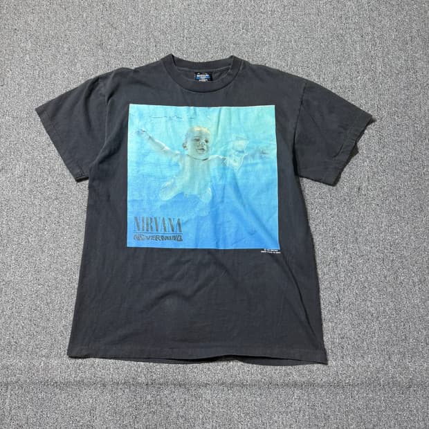새상품)너바나 네버마인드 락밴드 티셔츠 (L/XL)