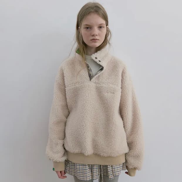 노컨텐츠 덤블 스웻셔츠 아이보리