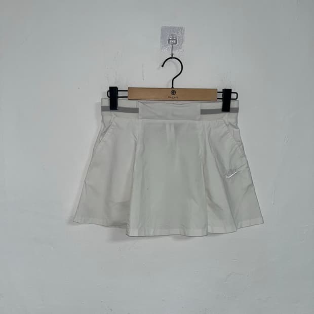 나이키 플리츠스커트