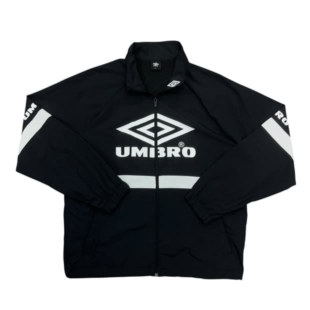 엄브로 빅로고 바람막이