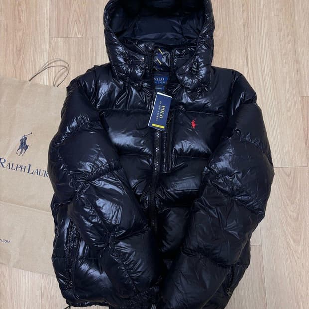 폴로 유광패딩 M 새것