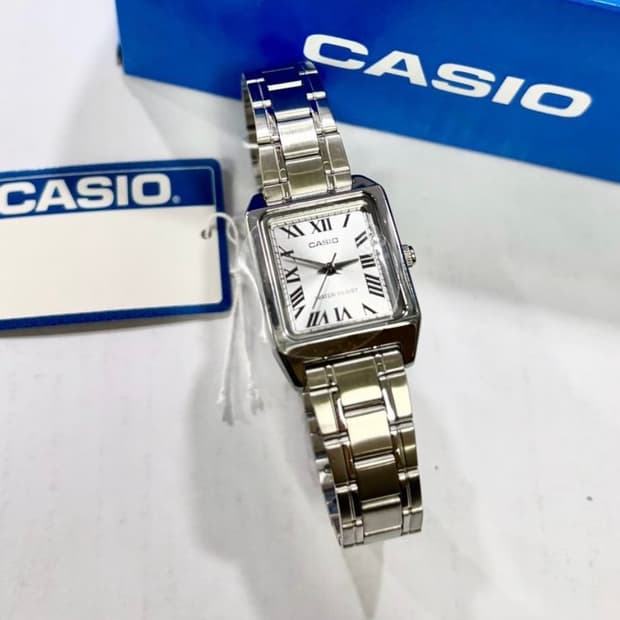 카시오 메탈시계 새상품 