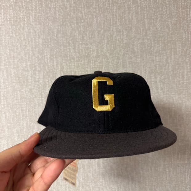 이뱃필드 모자 판매합니다