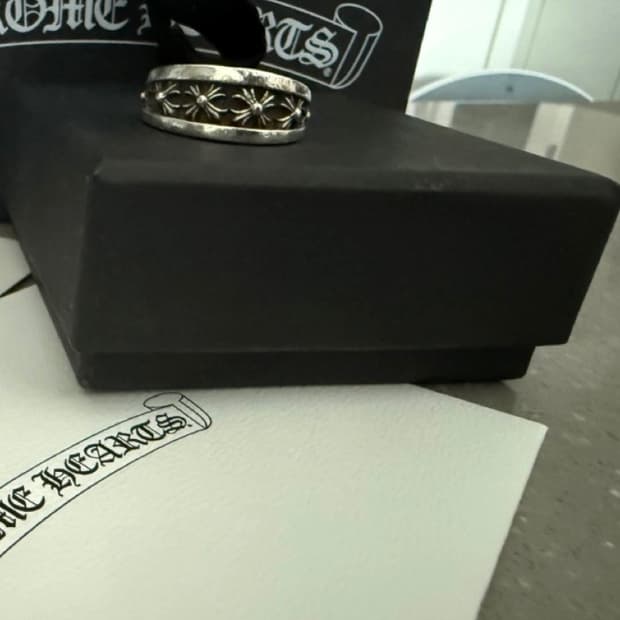 크롬하츠 플로랄 크로스 반지