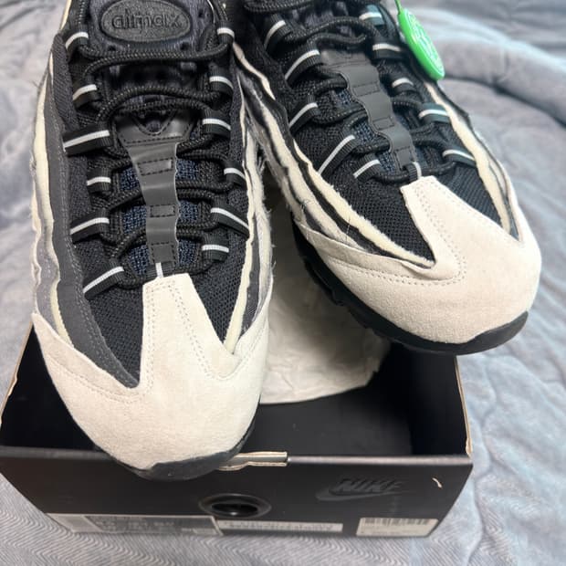 나이키 x 꼼데가르송 옴므 플러스 에어맥스 95 차콜 265