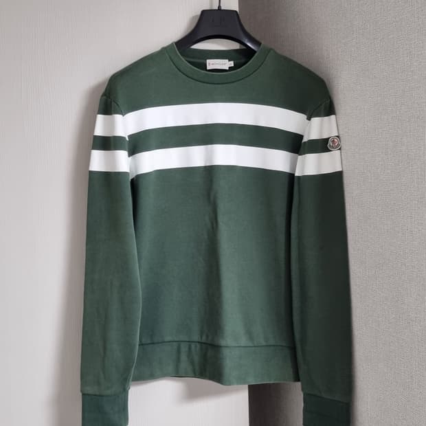 몽클레어 맨투맨