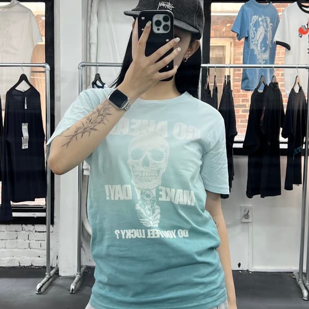 히스테릭 글래머 Go Head 그라데이션 티셔츠
