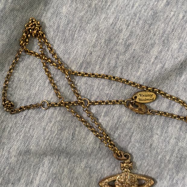 비비안웨스트우드 목걸이