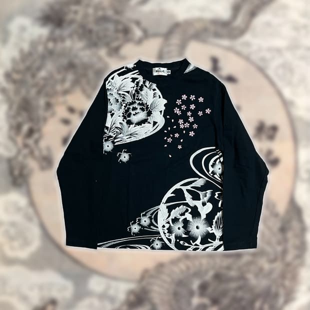 카라쿠리타마시 맨투맨 