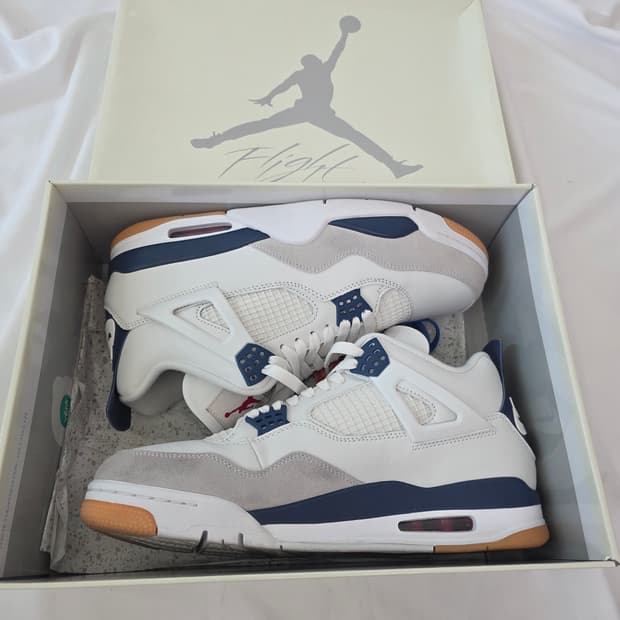 조던 4 x 나이키 SB 레트로 SP 네이비