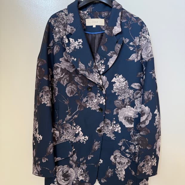 O'2nd 플라워 포인트 자켓(정품)