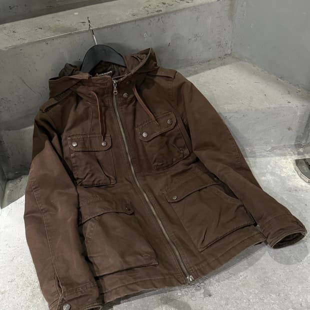 Hideaways multi pocket hood jacket