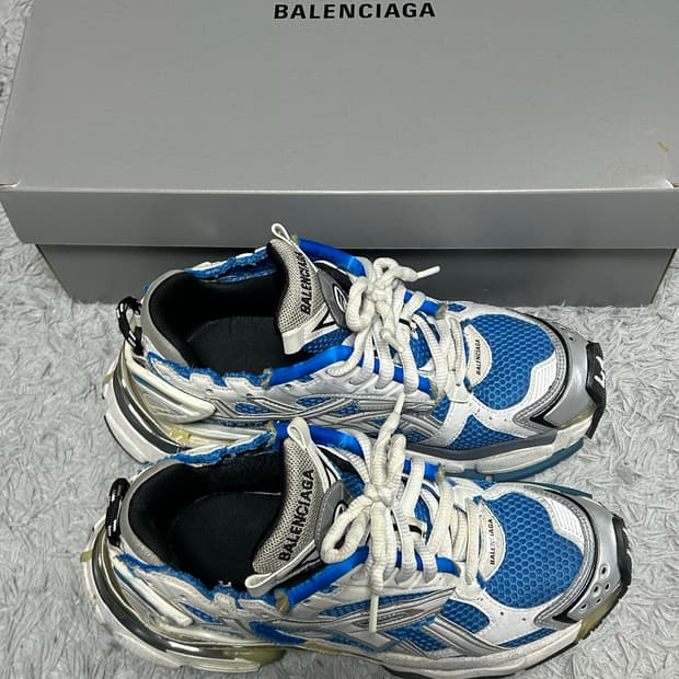 [41]발렌시아가 뉴러너 블루