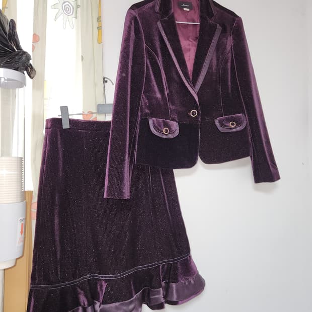 Adoniser 벨벳 투피스 정장 세트 66