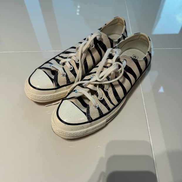 컨버스 척 70 아카이브 프린트 지브라