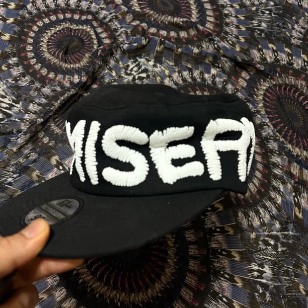 Keymisery whisper pillbox cap