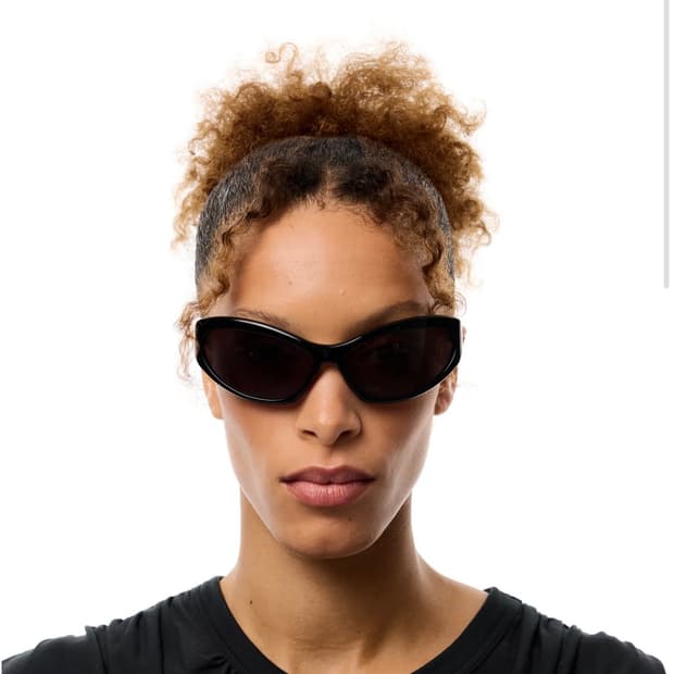 Vaquera 바퀘라 선글라스 새상품 카인다쿨착용