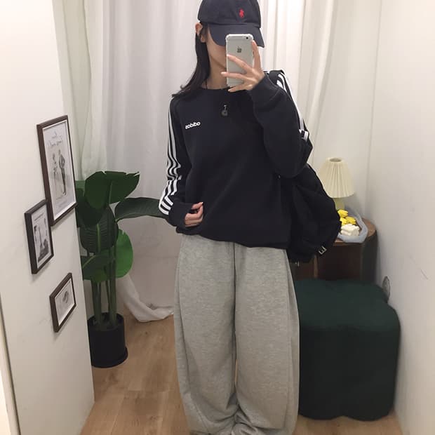 공용 아디다스 트랙 맨투맨 100