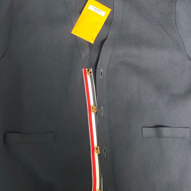 톰브라운 밀라노 스티치 금장 가디건 4사이즈