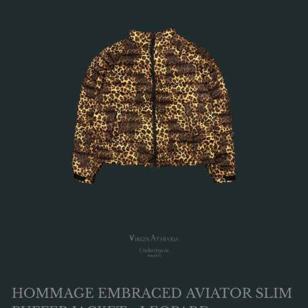 2/ 언더마이카 레오파드 패딩