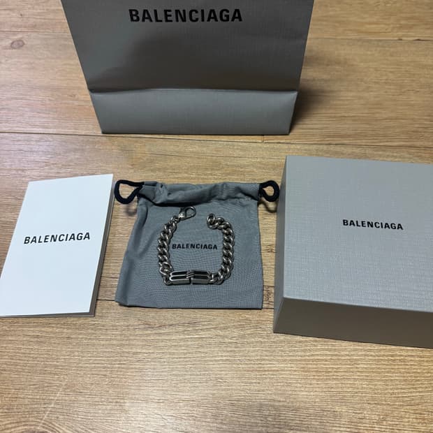 발렌시아가 팔찌 L사이즈