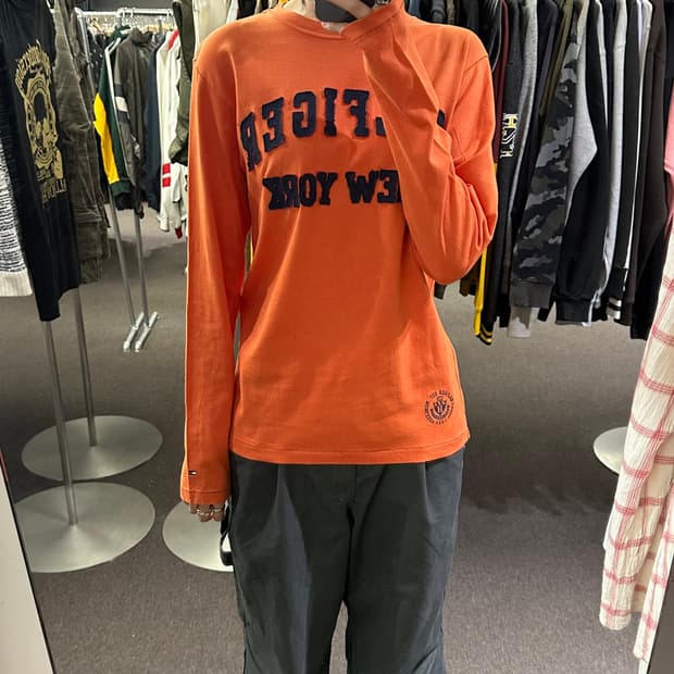 S)타미힐피거 빈티지 뉴욕 레터링 로고 패치 롱슬리브