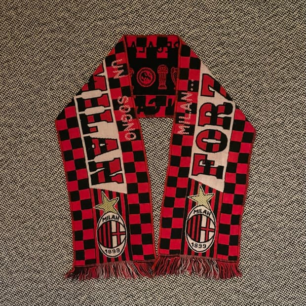 vintage AC Milan football scarf