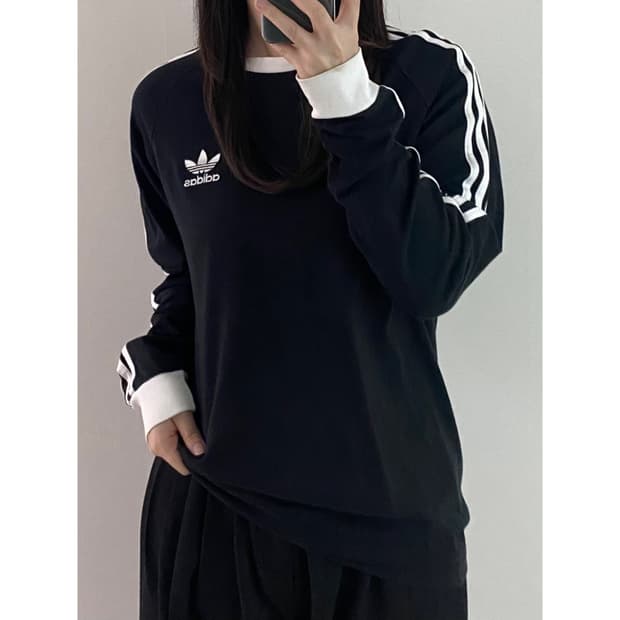 아디다스 긴팔티