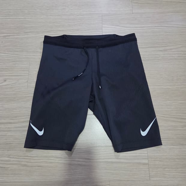 나이키 에어로스위프트 하프타이즈