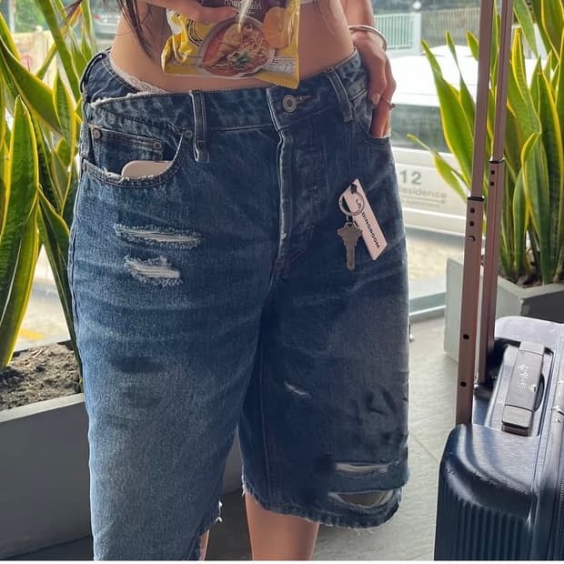 로딩룸 쇼츠 DIRTY DENIM SHORTS (BLUE)