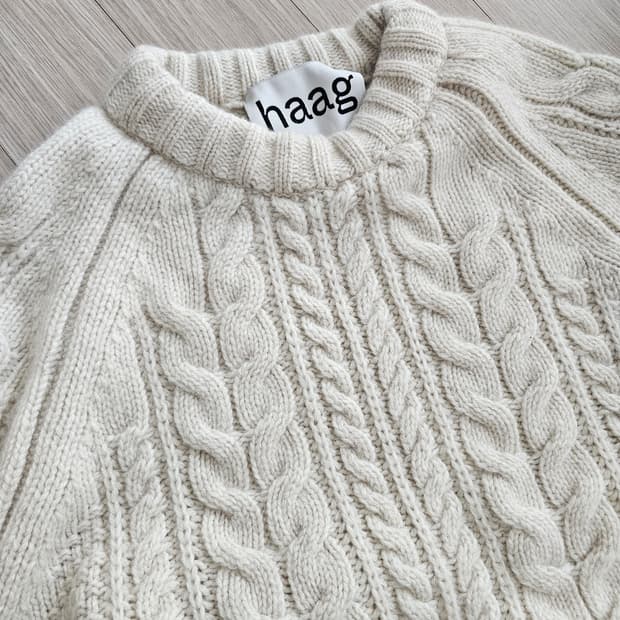 Haag 아이보리 꽈배기 슈퍼파인메리노울100 니트