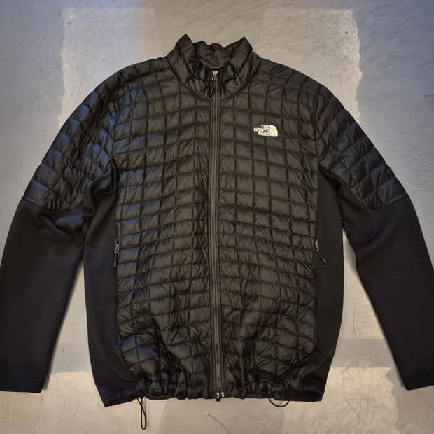 노스페이스 하이브리드 써머볼 경량 패딩