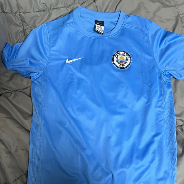 축구 유니폼 구매해가세요~~