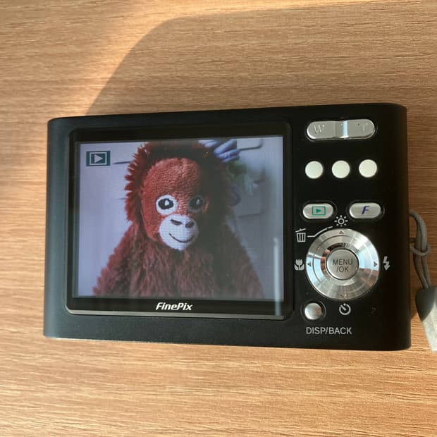 🎞️ 후지 파인픽스 Z2 레트로 카메라 (1GB XD카드)