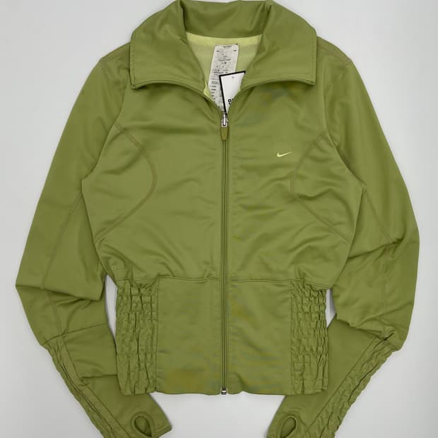 나이키 크롭 트랙탑