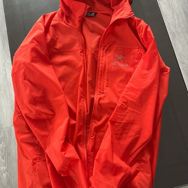 아크테릭스 스쿼미시 후디 남성용 M 사이즈 페놈