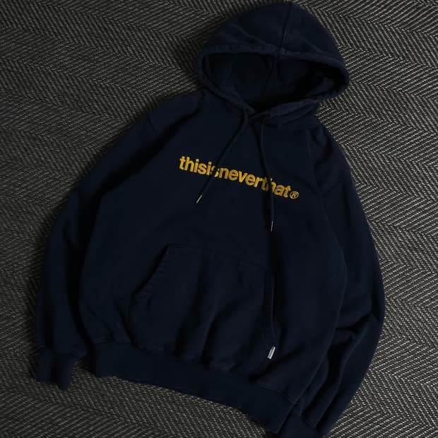 디스이즈네버댓 스펠로고 후드 티셔츠 네이비 y 3726