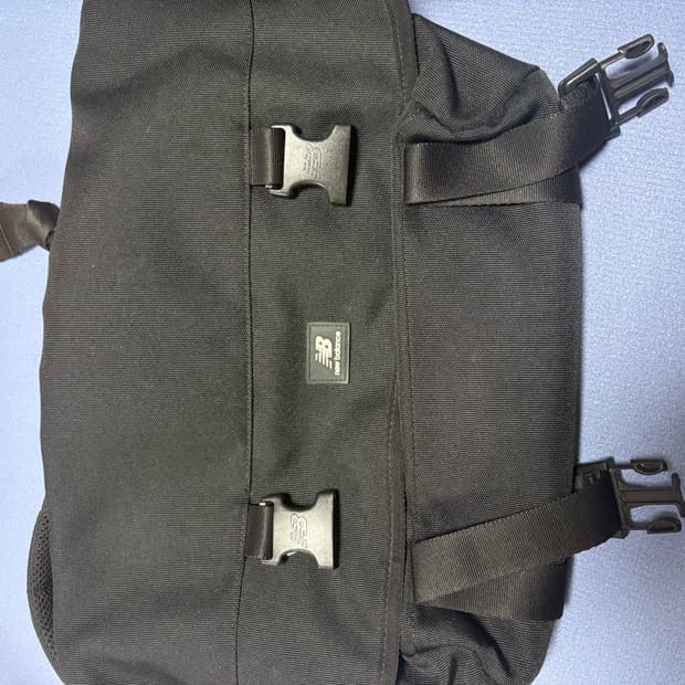 뉴발란스 메신저백 가방