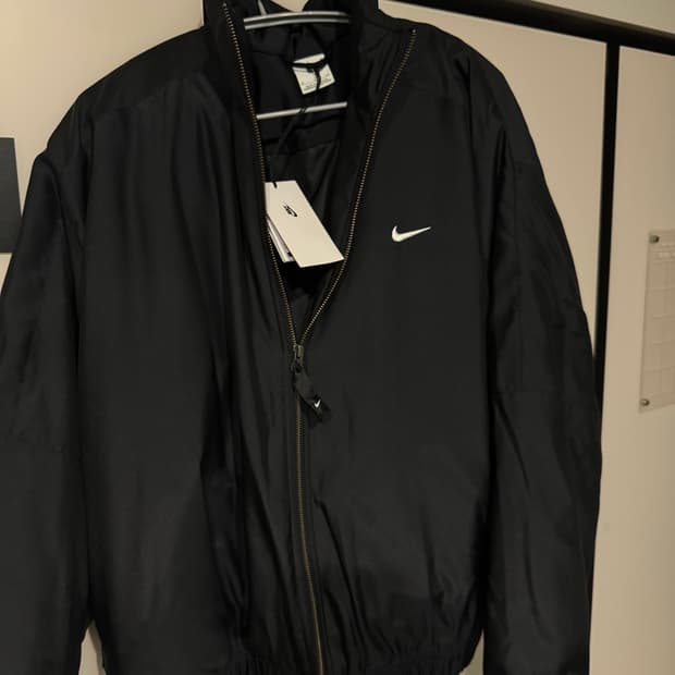 나이키 NRG 솔로 스우시 사틴 봄버 자켓 블랙 XL