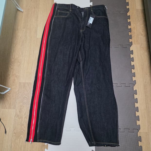 낫포너드 Side Zipper Incision Denim Pants