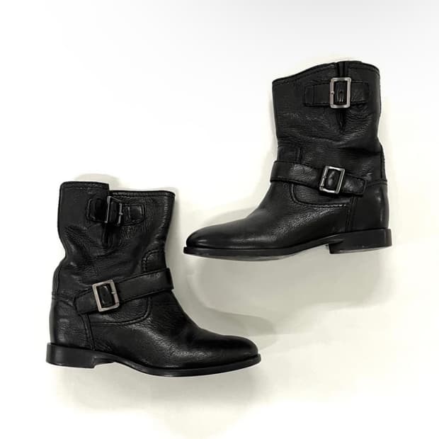 Prada 프라다 엔지니어드 부츠 235