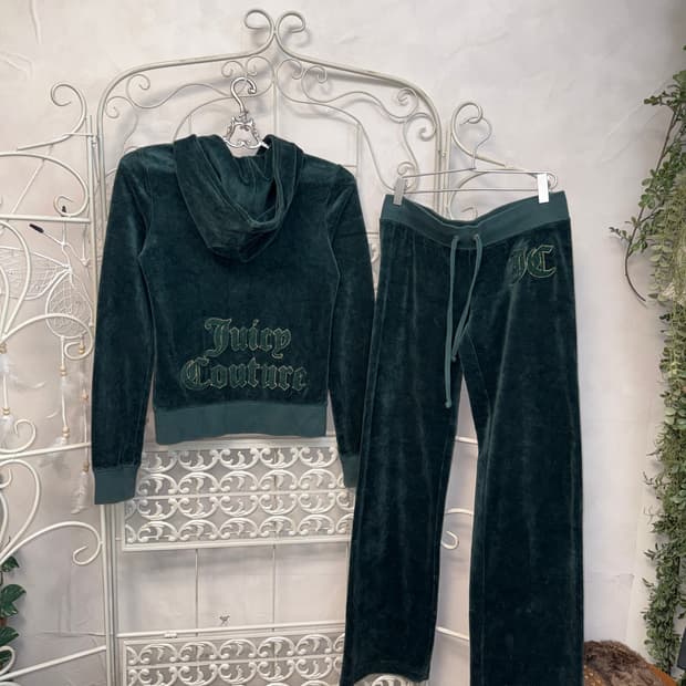 Juicy Couture green velvet training set