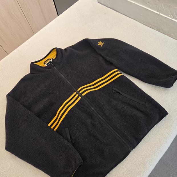 아디다스 삼선 플리스 자켓 블랙/옐로우 XL